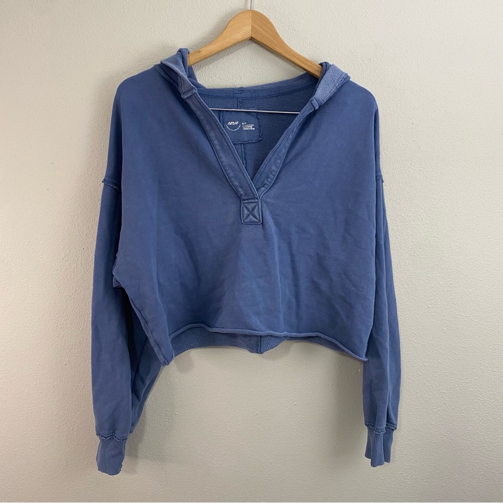 Aerie Blue V-Neck Cropped Hooded Sweatshirt Women’s Medium